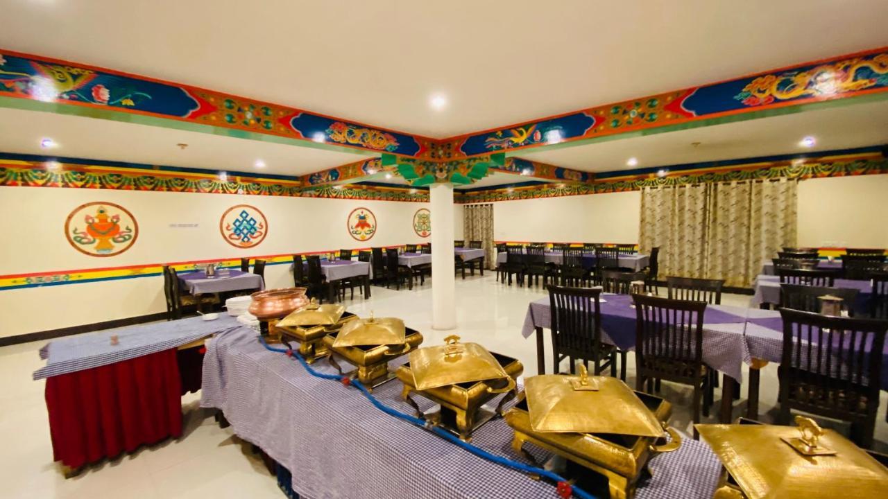 Hotel Palam Hills เลห์ ภายนอก รูปภาพ
