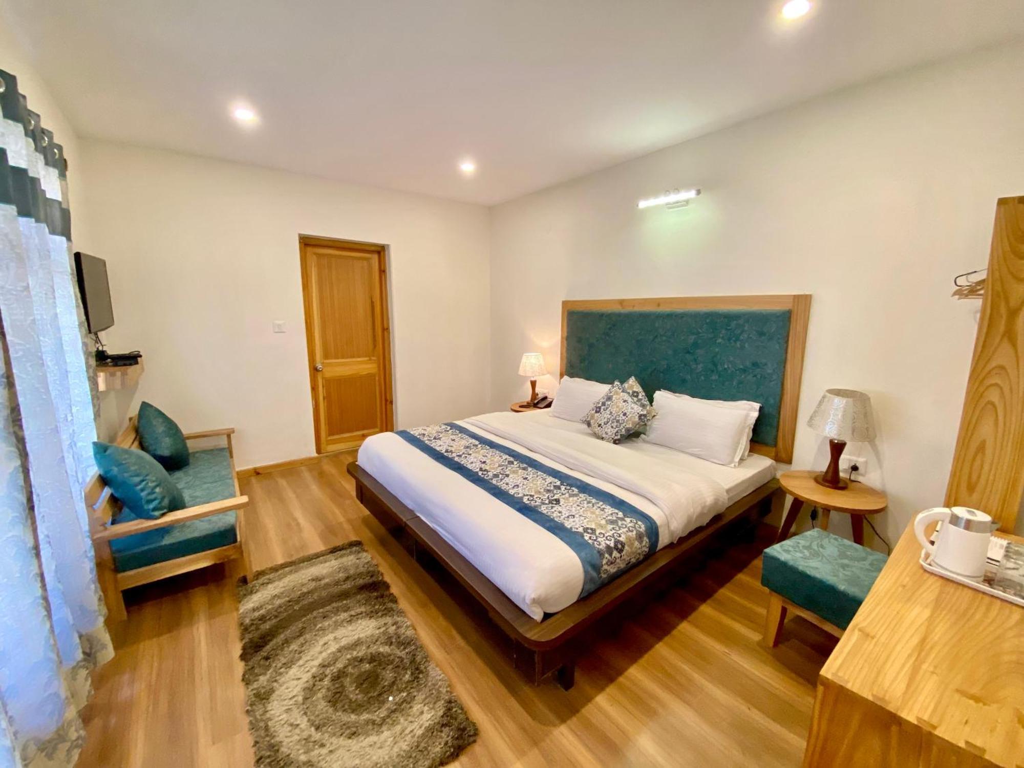 Hotel Palam Hills เลห์ ภายนอก รูปภาพ